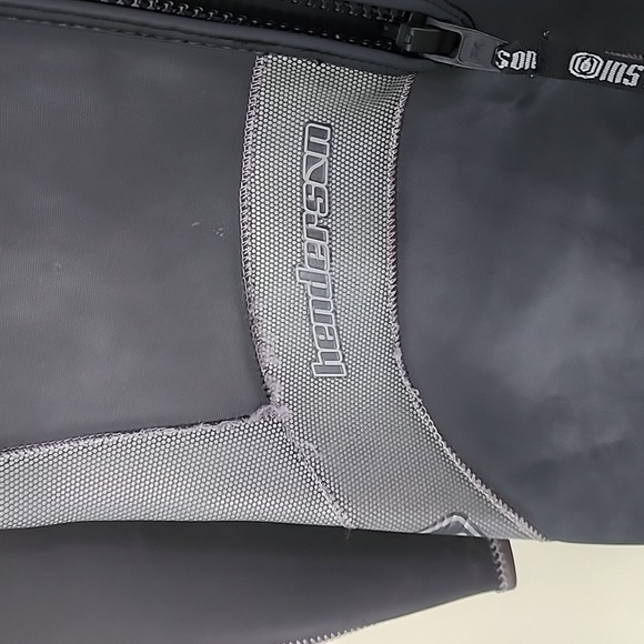 wetsuit - Picture 6 of 7